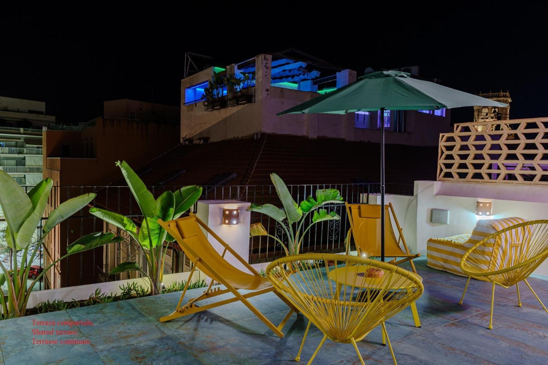 Apartment With Exceptional Charm In Historic Center Of アリカンテ エクステリア 写真