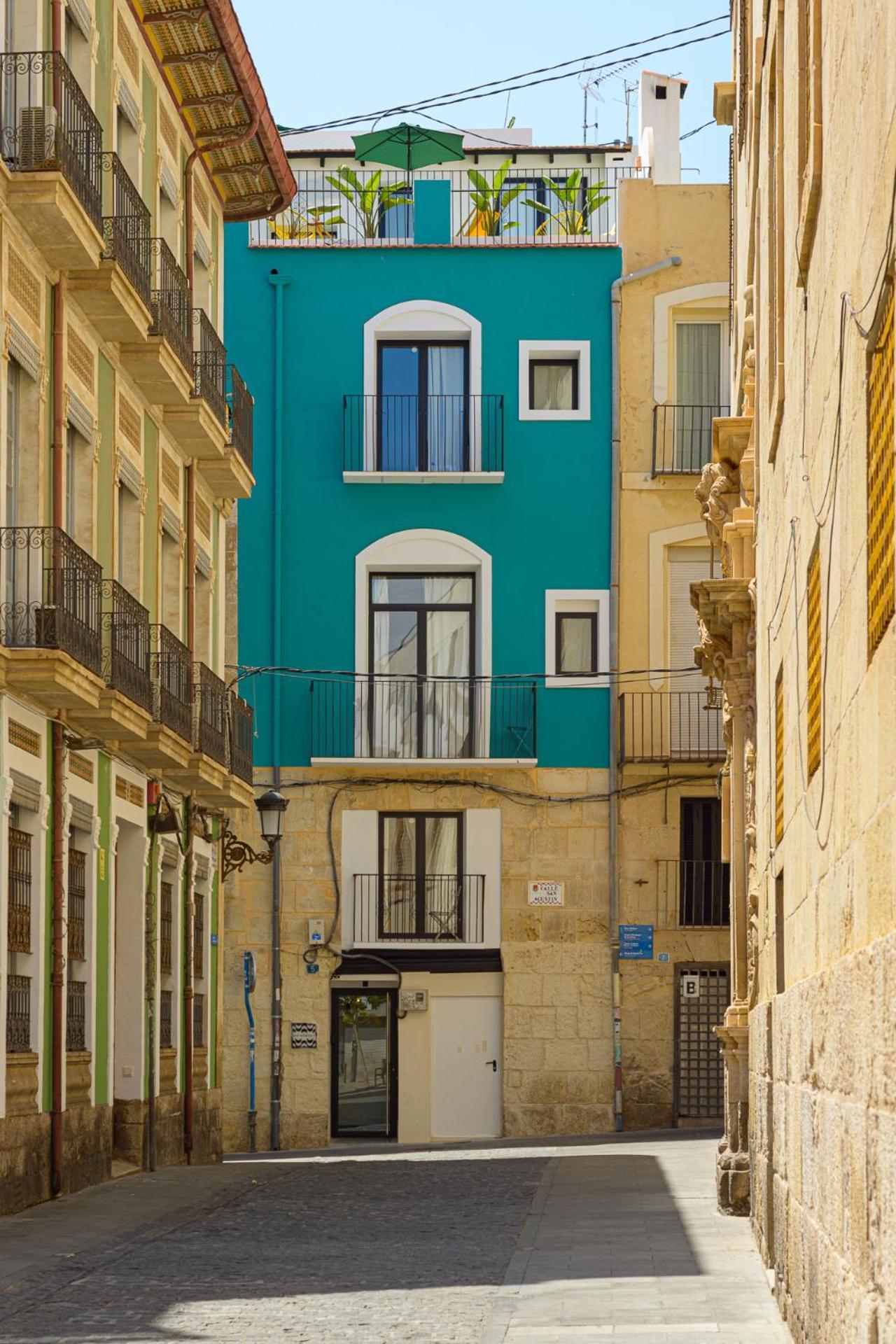 Apartment With Exceptional Charm In Historic Center Of アリカンテ エクステリア 写真