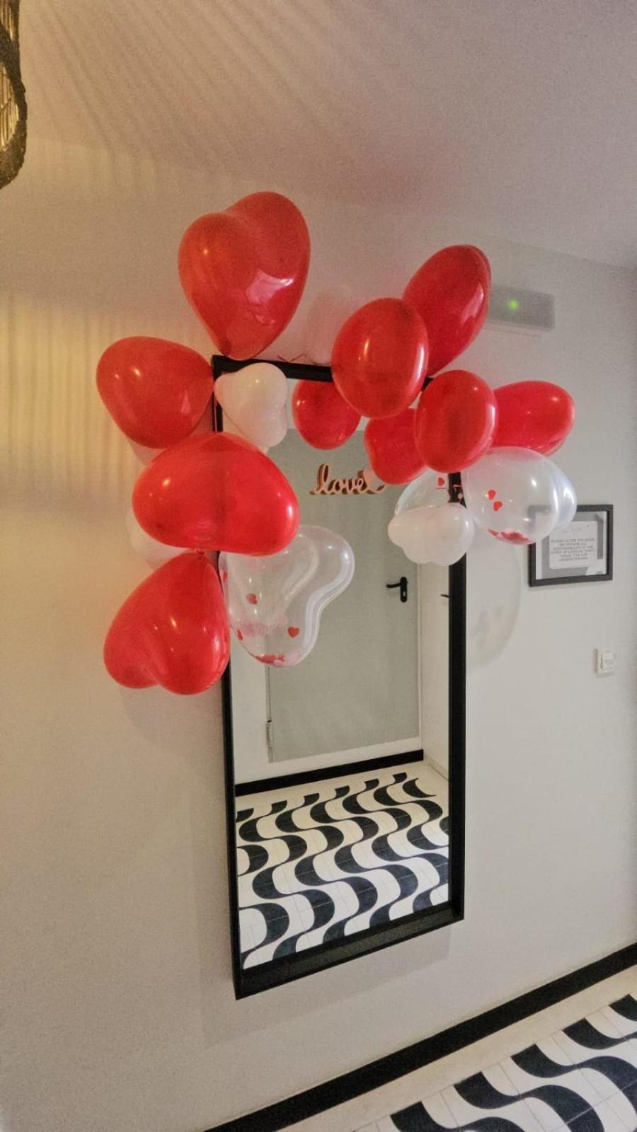 Apartment With Exceptional Charm In Historic Center Of アリカンテ エクステリア 写真